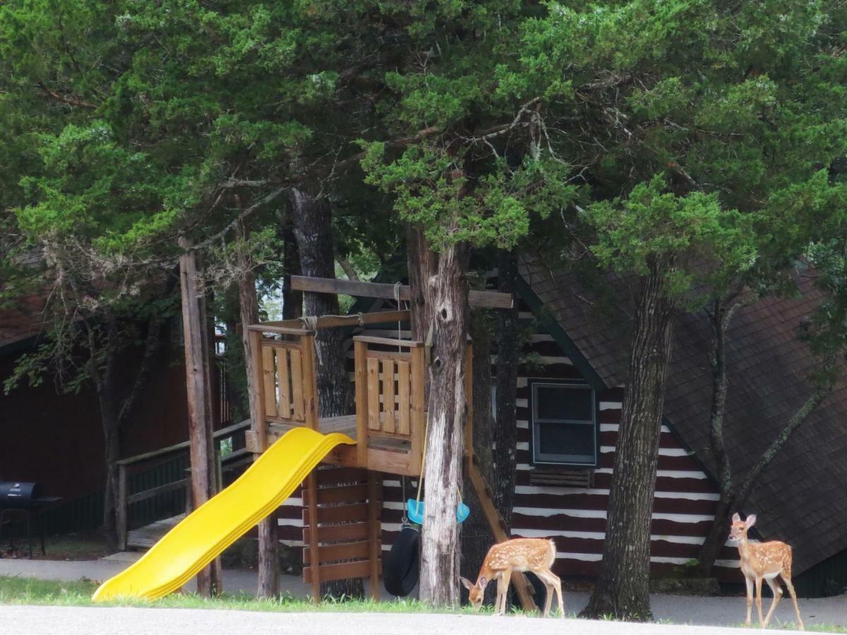 Calm Waters Resort Indian Point Kültér fotó